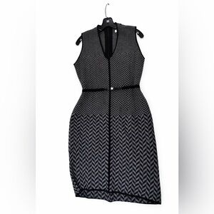 Calvin Klein Monochrome Chevron Patterned Garment Sz. Large